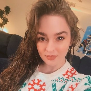 Emelia212